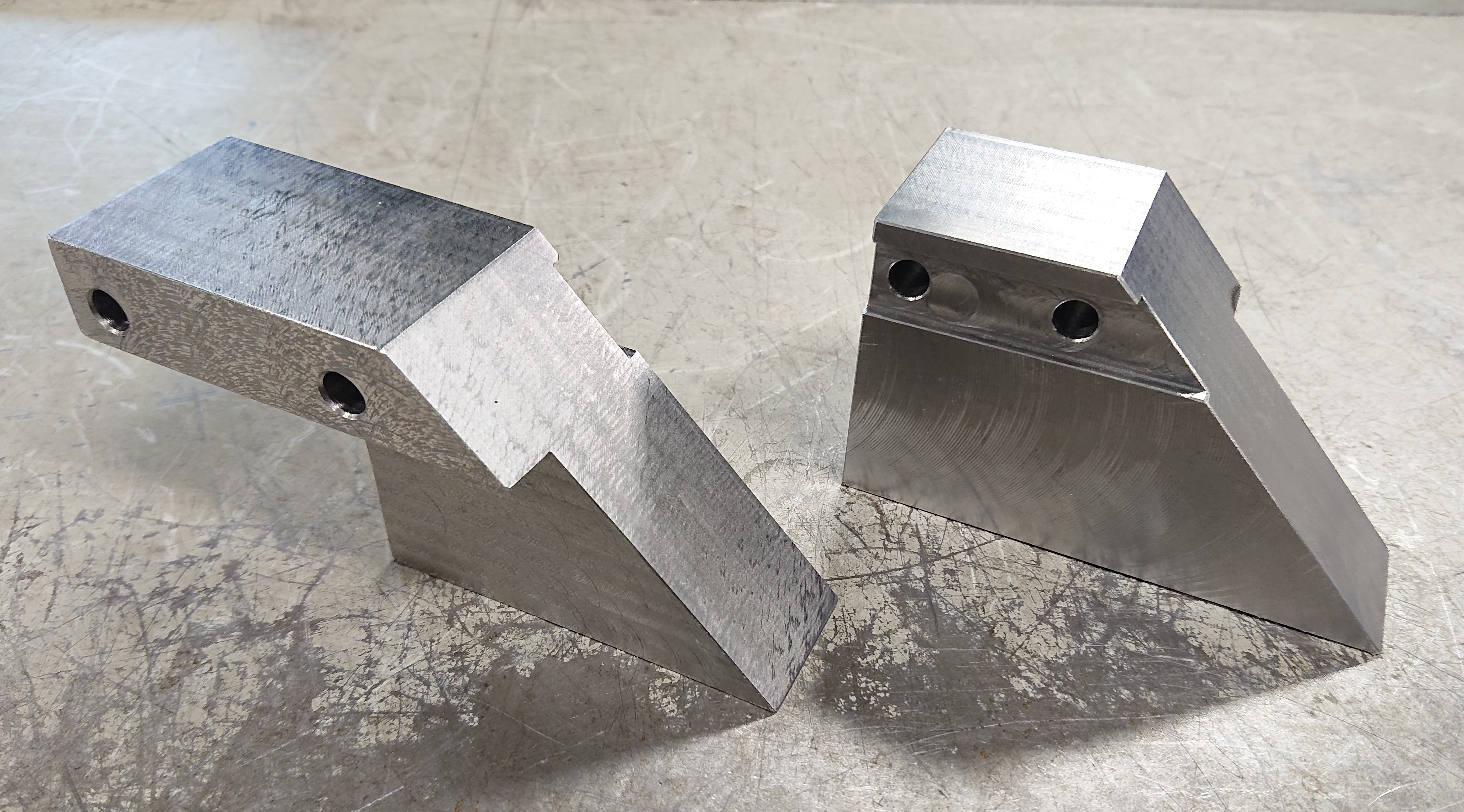 Mothåll till aluminiumkap